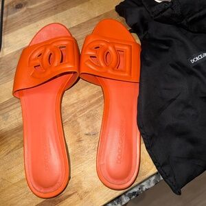 Dolce & Gabbana calfskin sliders with DG logo